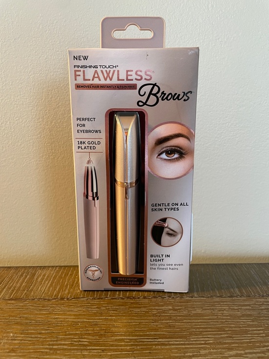 Finishing Touch Other - Finishing Touch Flawless Brows NWT
